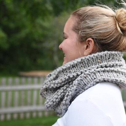 Birdie Cowl Scarf