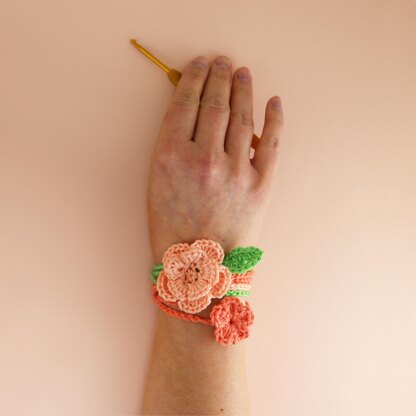 Floral Wrist Wraps