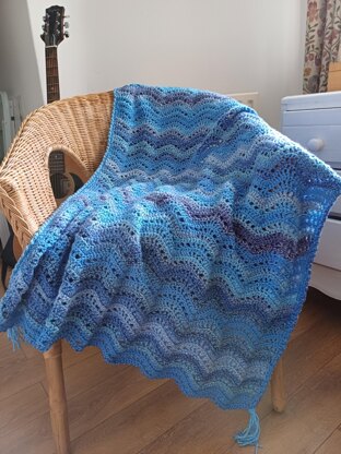 Rolling Waves Blanket