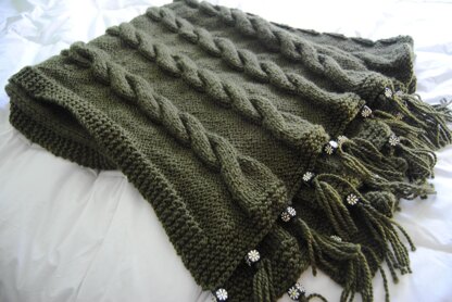 Cabled Blanket with Beads