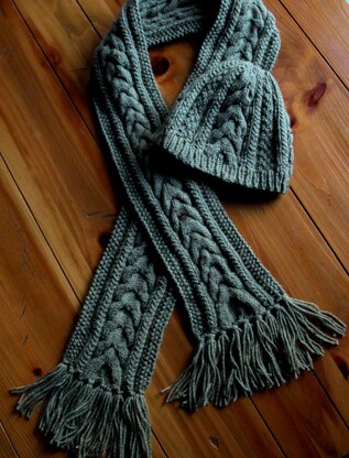 Willowbottom Hat & Scarf