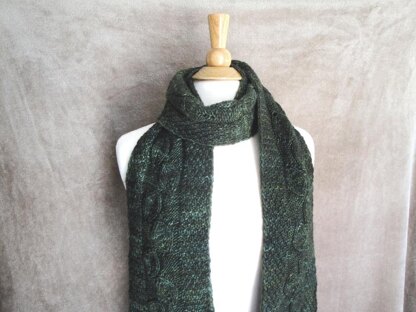 Lorn Leaf Scarf