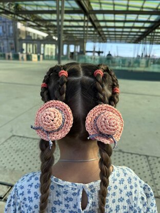 Mini Straw Hat keychain Crochet pattern