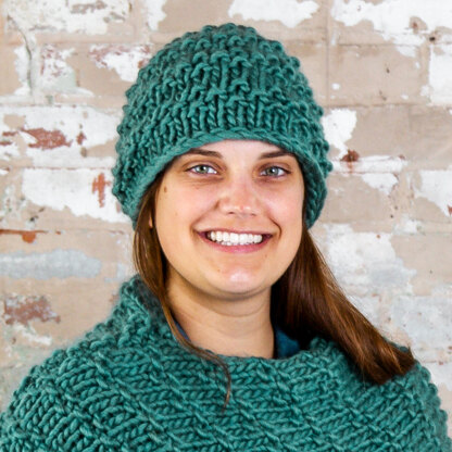 Pine Creek Hat & Poncho - Knitting Pattern for Women in Tahki Yarns Highland Roving 