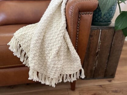 Shell Stitch Lightweight Blanket