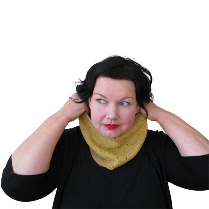 Mirri Cowl
