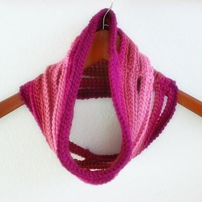 Ombre String Cowl