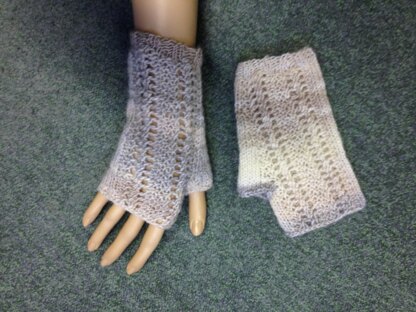 Banacek DK Fingerless Gloves