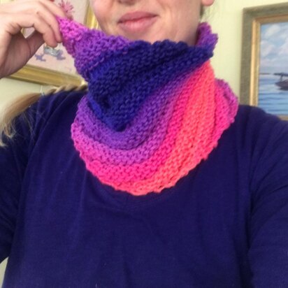 Sunset Spiral Cowl