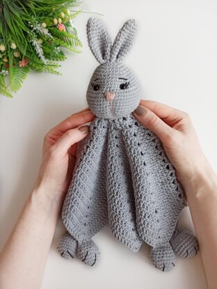 Bunny baby lovey, crochet blanket pattern Crochet pattern by