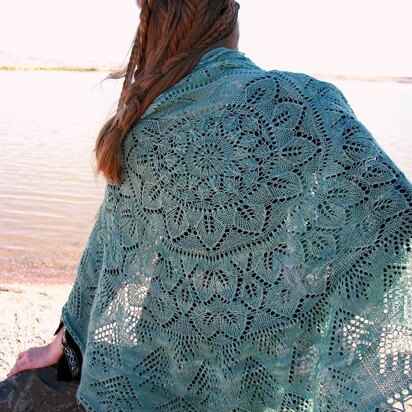 Isolde Shawl