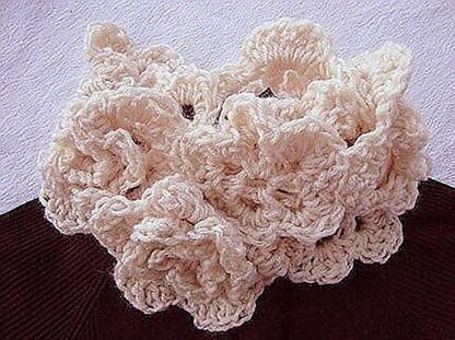 Crocheted Rose Garden Scarf