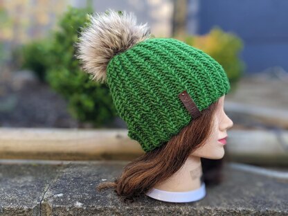 Evergreen knit hat