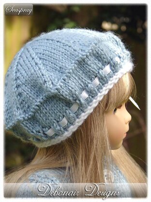 Eyelet Beret