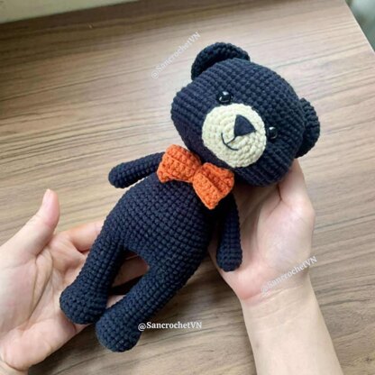 Black Bear Amigurumi