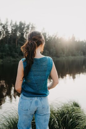 Summer waves tank top