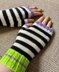Beetlejuice Mitts