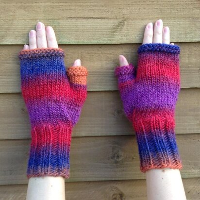 Chunky Rainbow Mittens