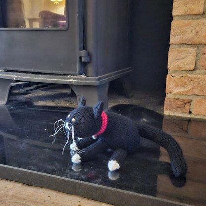Knitted Cats