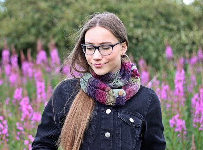 Funky infinity scarf