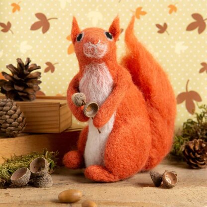 Hawthorn Handmade Red Squirrel Needle Felting Kit