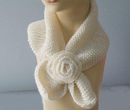 Flower Key Hole Scarf, Self Tying Neck Warmer