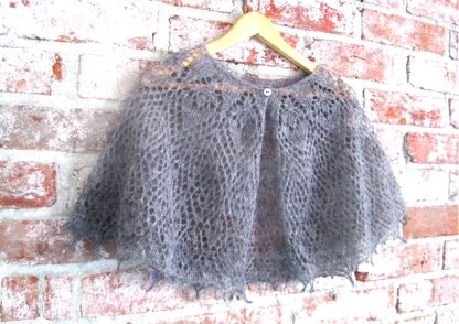 Aurora Lace Capelet