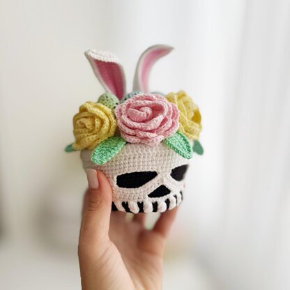 Crochet bunny skull, amigurumi skull, Bunny skull