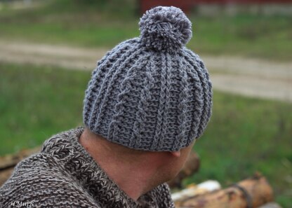 The Amur cable hat