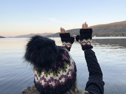 Winter Frozen Lake 4 Color Fair Isle Hat and Mitts Set- Pdf Knit Pattern