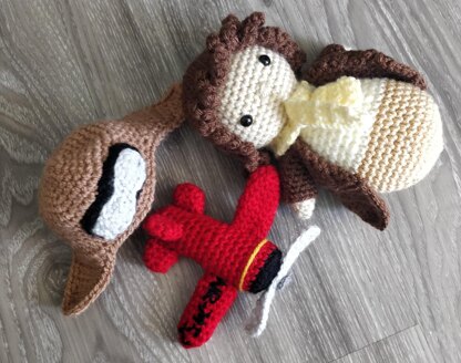 Amelia Earhart crochet amigurumi