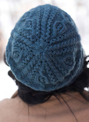 Marian Hat in Berroco Quechua PDF