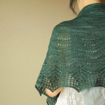 Nami Shawl - knitting pattern