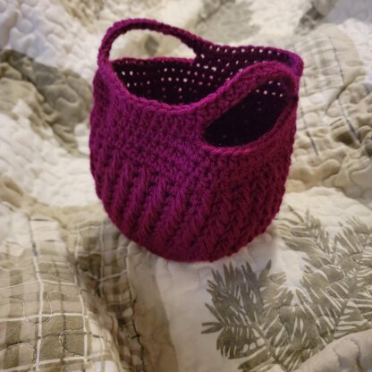 Feather Stitch Basket