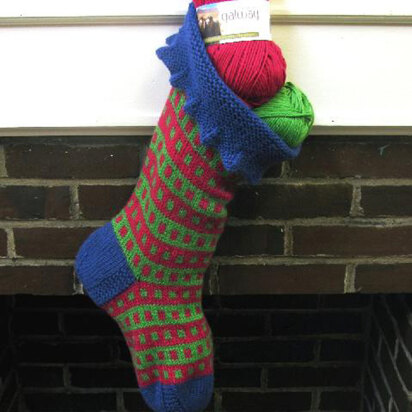 Holiday Stocking in Plymouth Galway Worsted - F474