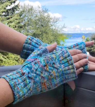 Puget Sound Fingerless Mitts