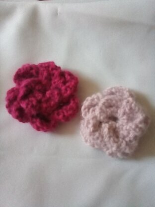 Knitted Flowers in Baby Alpaca/ Mit Merino