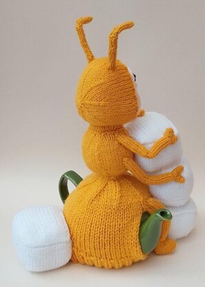 Sugar Lump Ant Tea Cosy