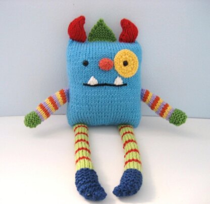 Knit Monster Amigurumi Pattern