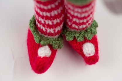 Festive Elves in Deramores Studio DK - Downloadable PDF