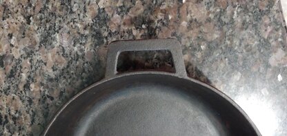 Small Cast Iron Hot Assist