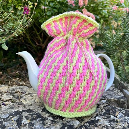 Marshmallow 4 Cup Teapot Cosy Knitting Pattern