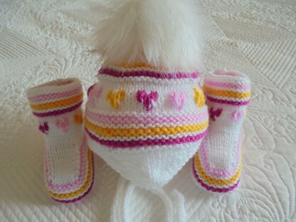 Baby Girl Stripes Hat And Booties