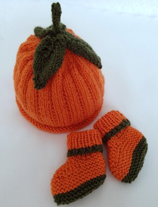 Pumpkin Patch Baby Hat & Booties