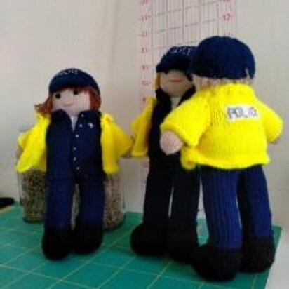 Police Officers - going on shift - knitting pattern