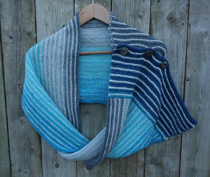 Ombres Buttoned Scarf