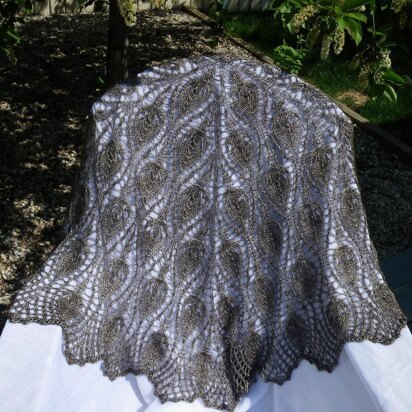 Night Blooms Shawl - knitting pattern