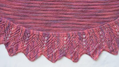 Teith Crescent Shawlette