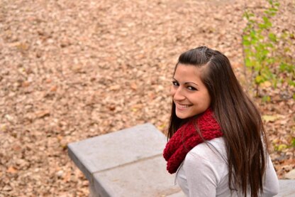 Cranberry Moss Scarf