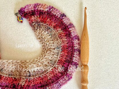 Curly Cue Scarf